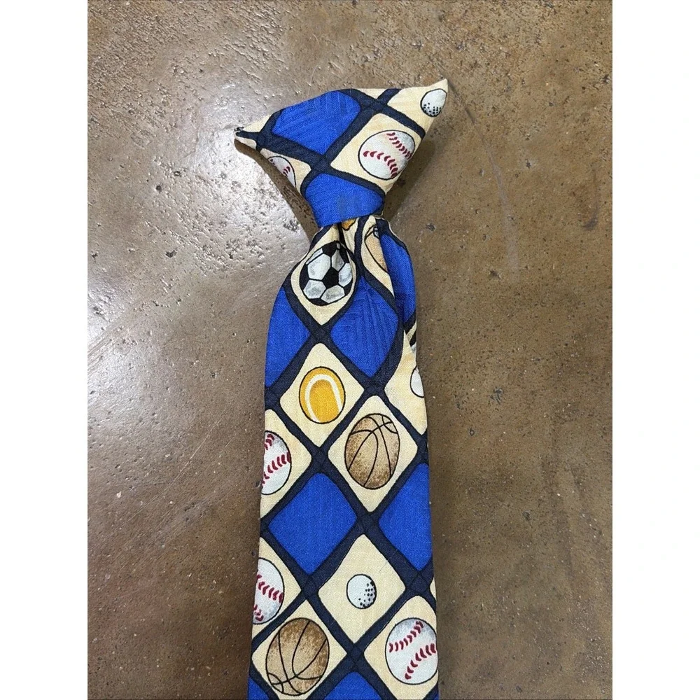 Class Club Vintage Sports Athletic Banquet 100% Silk Clip-On Necktie Tie